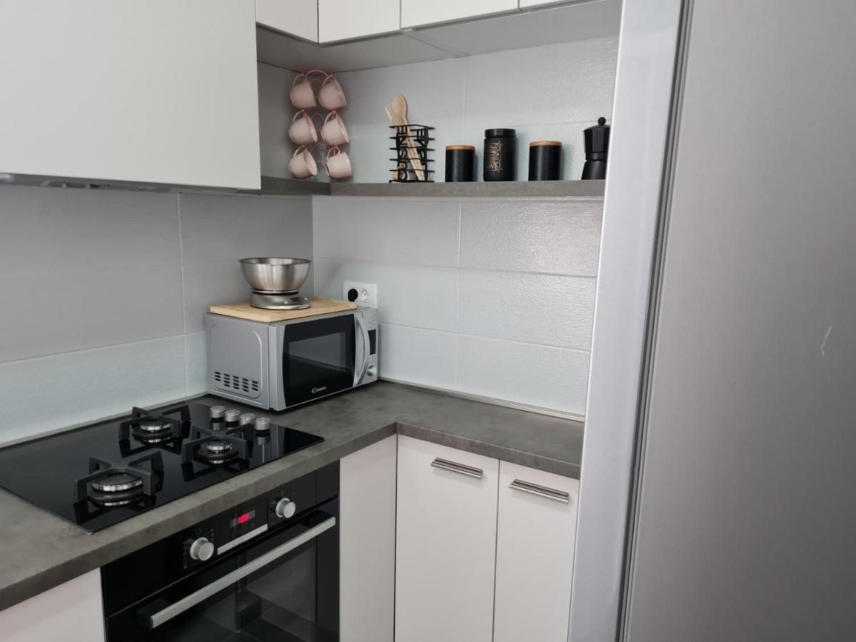 Apartment Apartman Mirella *
