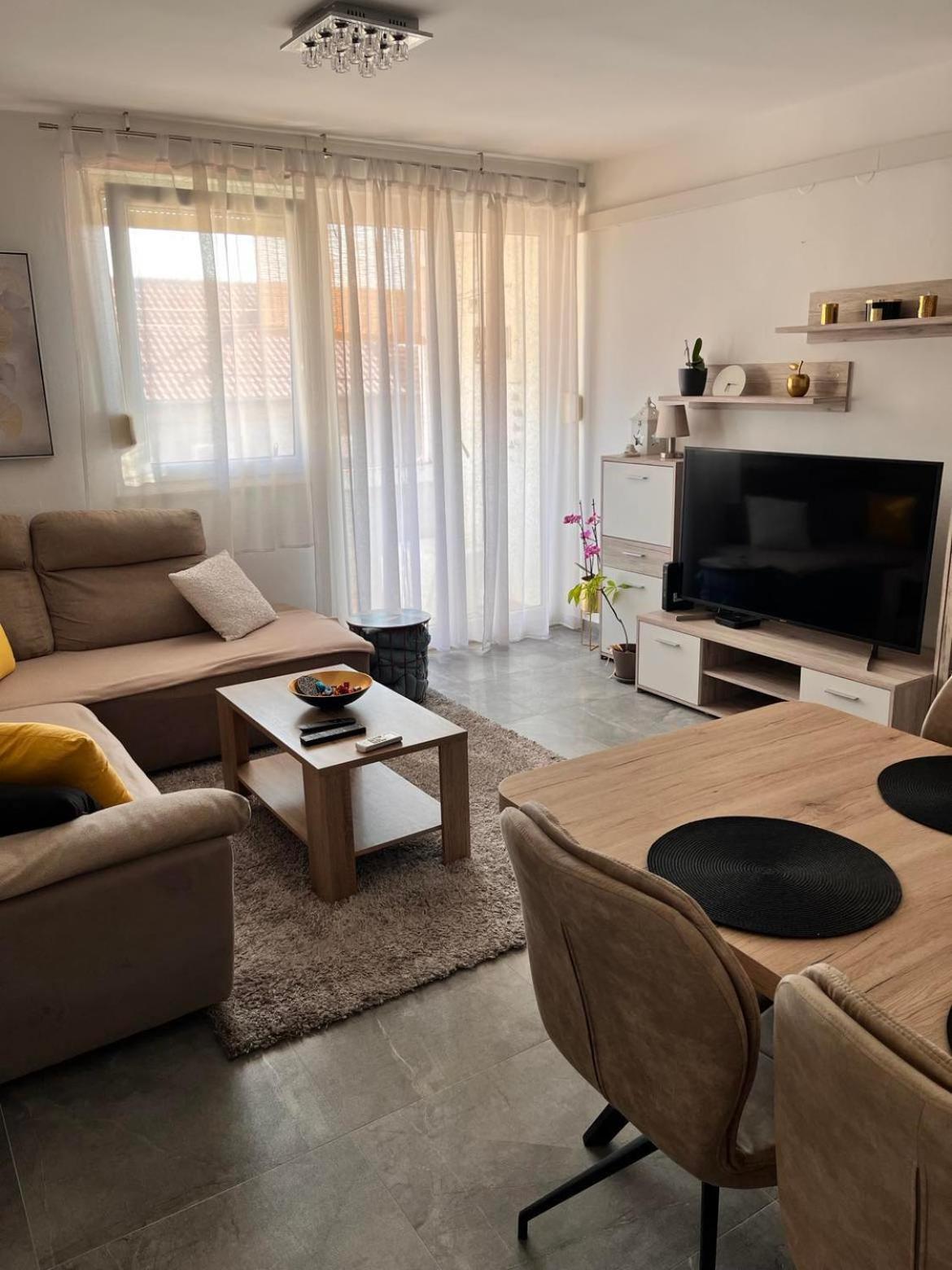 Apartman Mirella * Zadar